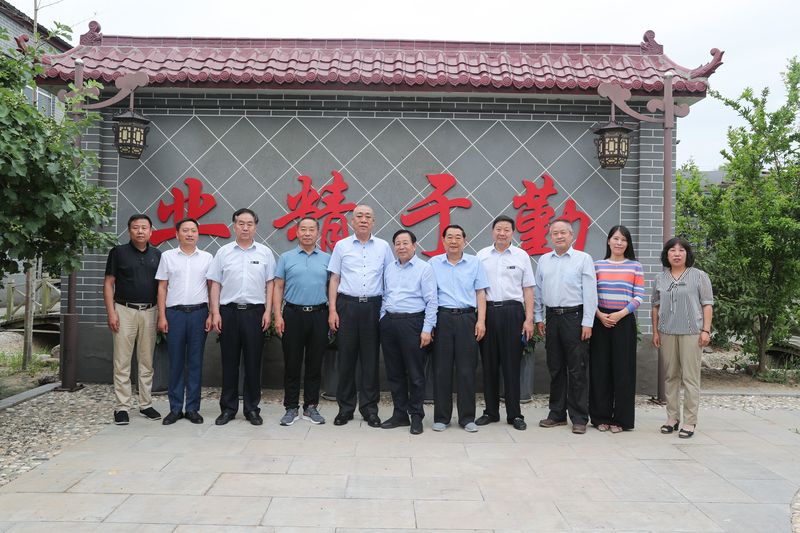 Т�����죬������������Ʒ�����£�����BET16������(�й�)Ψһ�ٷ���վ�ٻ񡰺���ʡ*��Т����ģ��ҵ��